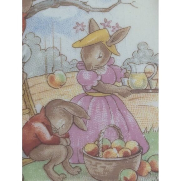 Vintage Signed Barbara Vernon Royal Doulton Bunnykins Apple Picking Baby Bowl - Picture 3 of 8